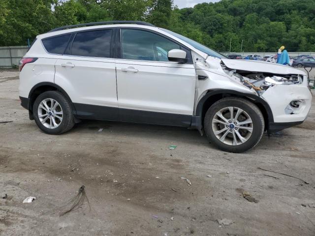 Photo 4 from auction – 2017 FORD ESCAPE SE with VIN 1FMCU9GD2HUA90430