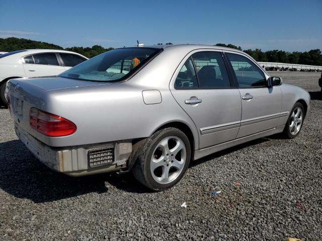 Photo 3 from auction – 2002 MERCEDES-BENZ E 320 with VIN WDBJF65J82B456695