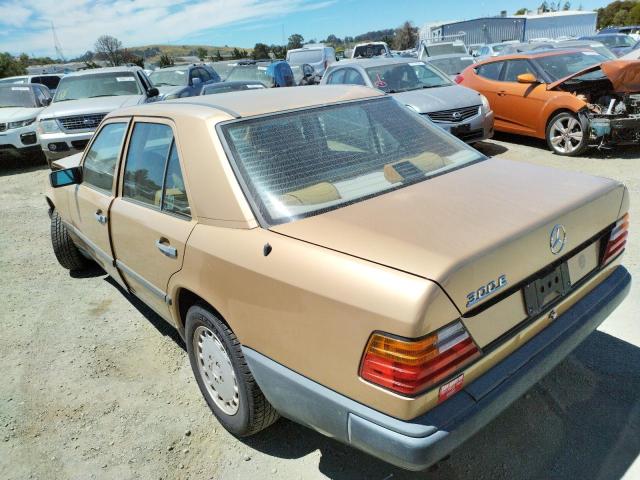 Photo 2 from auction – 1988 MERCEDES-BENZ 300 E with VIN WDBEA30D4JA815240