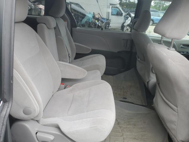 Photo 11 from auction – 2015 TOYOTA SIENNA LE with VIN 5TDKK3DC1FS544005