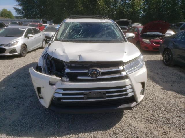 Photo 5 from auction – 2018 TOYOTA HIGHLANDER with VIN 5TDJZRFH0JS811601