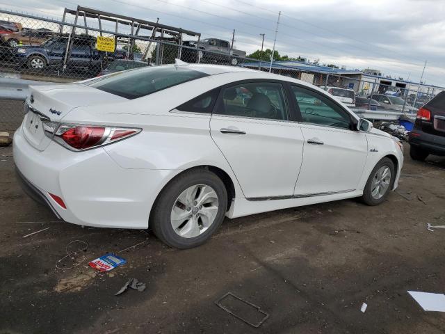 Photo 3 from auction – 2014 HYUNDAI SONATA HYB with VIN KMHEC4A48EA116713