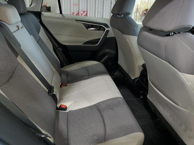 Photo 11 from auction – 2019 TOYOTA RAV4 XLE with VIN JTMP1RFV7KD030577