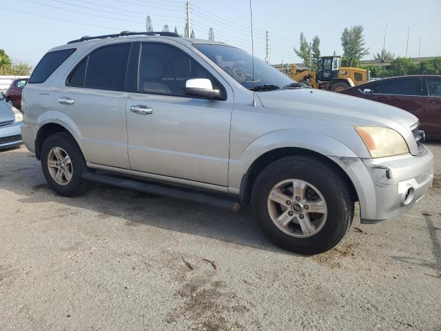Photo 4 from auction – 2004 KIA SORENTO EX with VIN KNDJD733145235264