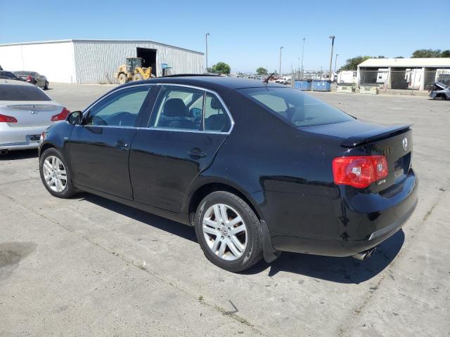Photo 2 from auction – 2007 VOLKSWAGEN JETTA WOLF with VIN 3VWEF71K87M185819