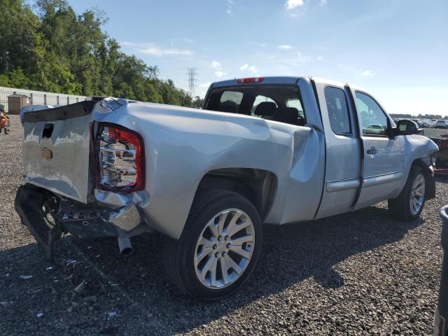 Photo 3 from auction – 2013 CHEVROLET SILVERADO with VIN 1GCRCSE03DZ305531