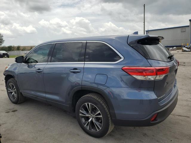 Photo 2 from auction – 2018 TOYOTA HIGHLANDER with VIN 5TDZZRFHXJS258801