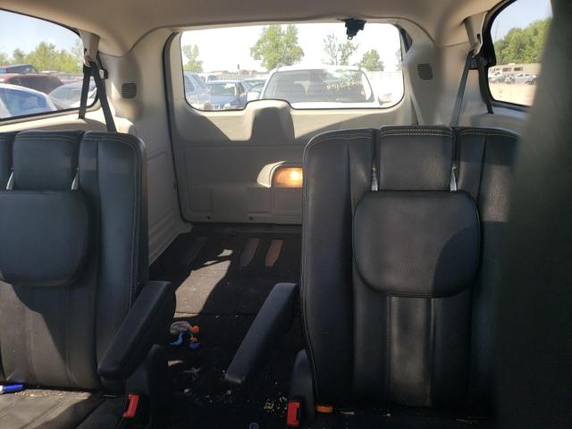 Photo 10 from auction – 2016 CHRYSLER TOWN & COU with VIN 2C4RC1BG3GR205438