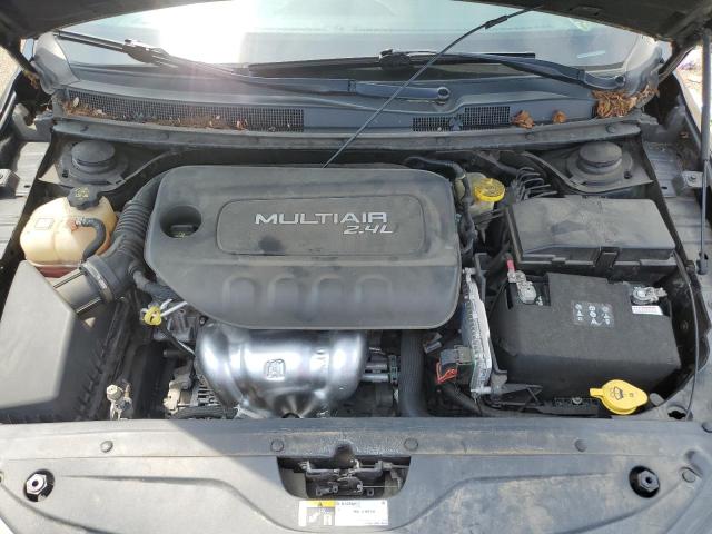 Photo 11 from auction – 2015 CHRYSLER 200 LIMITE with VIN 1C3CCCABXFN699529