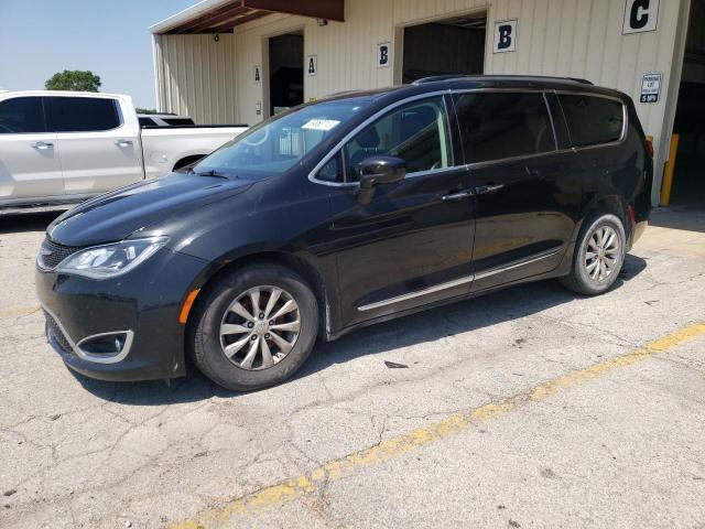 CHRYSLER PACIFICA T 2017 with VIN 2C4RC1BGXHR620659 - Photo from auction