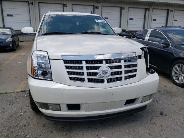Photo 5 from auction – 2010 CADILLAC ESCALADE E with VIN 1GYUKJEF2AR284737
