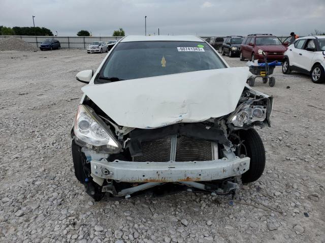 Photo 5 from auction – 2014 TOYOTA PRIUS C with VIN JTDKDTB3XE1070693