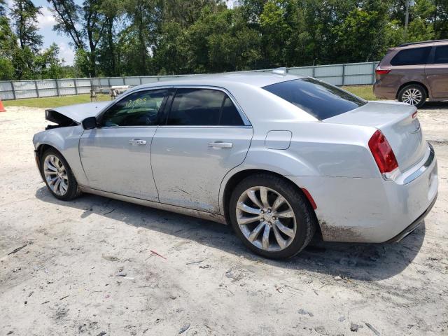 Photo 2 from auction – 2019 CHRYSLER 300 TOURIN with VIN 2C3CCAAG3KH760920