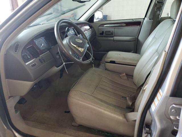 Photo 7 from auction – 2003 LINCOLN TOWN CAR E with VIN 1LNHM81W53Y625682