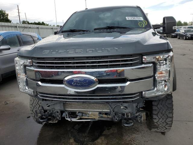 Photo 5 from auction – 2017 FORD F350 SUPER with VIN 1FT8W3BT8HEF48093