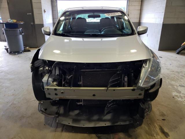 Photo 5 from auction – 2019 NISSAN VERSA S with VIN 3N1CN7AP3KL821430