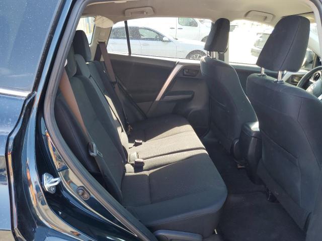 Photo 11 from auction – 2018 TOYOTA RAV4 LE with VIN JTMZFREV7JD131998