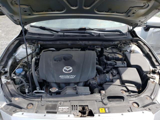 Photo 11 from auction – 2018 MAZDA 3 HATCHBAC with VIN JM1BN1K75J1167721