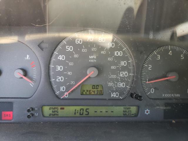 Photo 9 from auction – 2000 VOLVO C70 TURBO with VIN YV1NC56D6YJ006891