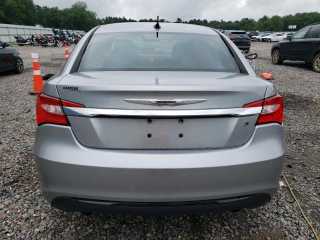Photo 6 from auction – 2013 CHRYSLER 200 TOURIN with VIN 1C3CCBBG2DN718284