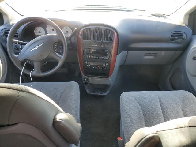 Photo 8 from auction – 2005 CHRYSLER TOWN & COU with VIN 1C4GP45R55B379985