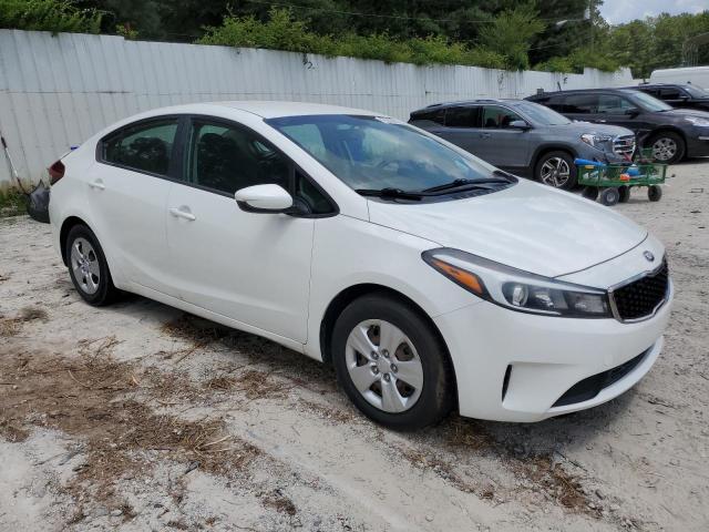 Photo 4 from auction – 2017 KIA FORTE LX with VIN 3KPFK4A74HE057778