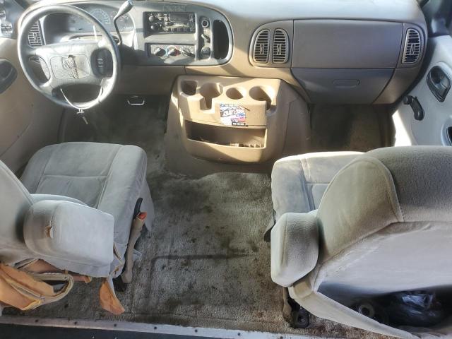 Photo 8 from auction – 2000 DODGE RAM VAN B1 with VIN 2B6HB11Y9YK164692