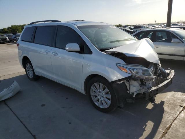 Photo 4 from auction – 2015 TOYOTA SIENNA XLE with VIN 5TDYK3DC3FS581423