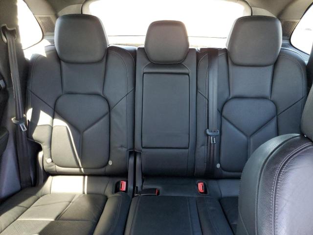 Photo 10 from auction – 2013 PORSCHE CAYENNE with VIN WP1AF2A29DLA42197