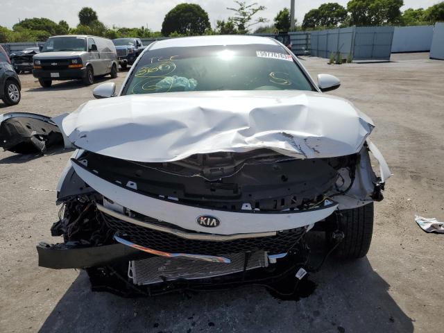 Photo 5 from auction – 2018 KIA OPTIMA LX with VIN 5XXGT4L30JG259767