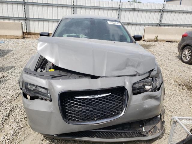 Photo 5 from auction – 2018 CHRYSLER 300 TOURIN with VIN 2C3CCAAG3JH293397