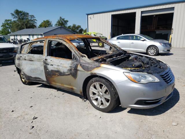 Photo 4 from auction – 2013 CHRYSLER 200 LX with VIN 1C3CCBAB0DN640643