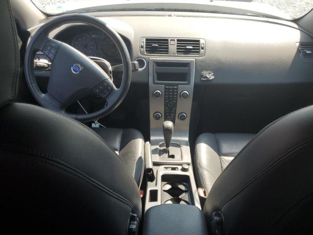 Photo 8 from auction – 2010 VOLVO C70 T5 with VIN YV1672MC4AJ090118