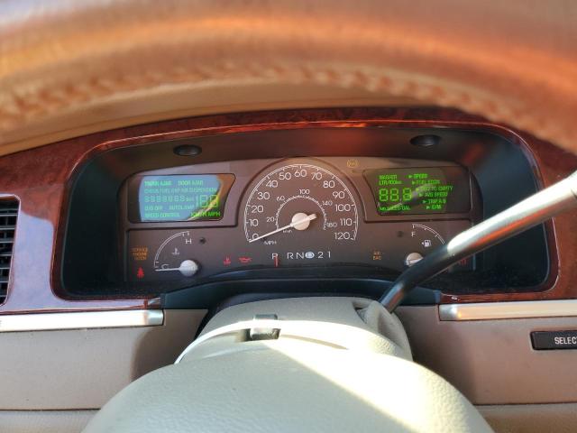 Photo 9 from auction – 2003 LINCOLN TOWN CAR E with VIN 1LNHM81W73Y651085