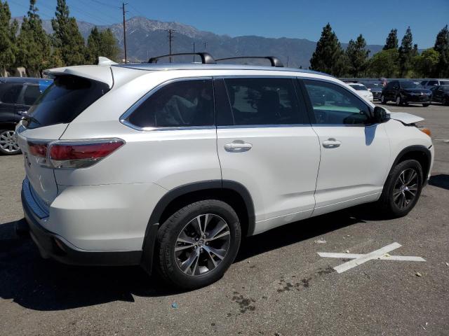 Photo 3 from auction – 2016 TOYOTA HIGHLANDER with VIN 5TDJKRFH0GS232296