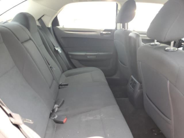Photo 10 from auction – 2008 CHRYSLER 300 LX with VIN 2C3LA43R78H109482
