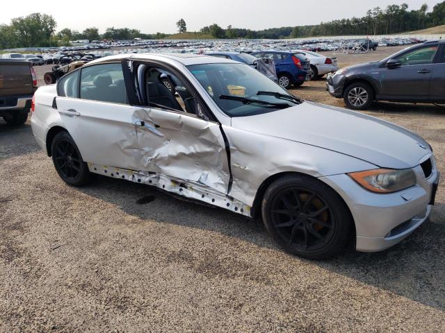 Photo 4 from auction – 2006 BMW 325 XI with VIN WBAVD13506KT80281