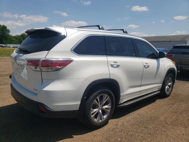 Photo 3 from auction – 2015 TOYOTA HIGHLANDER with VIN 5TDKKRFH1FS047502