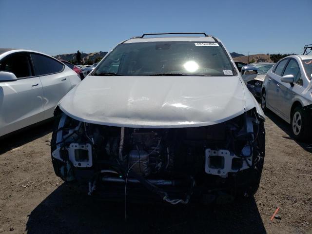 Photo 5 from auction – 2017 CHRYSLER PACIFICA L with VIN 2C4RC1GG2HR505286