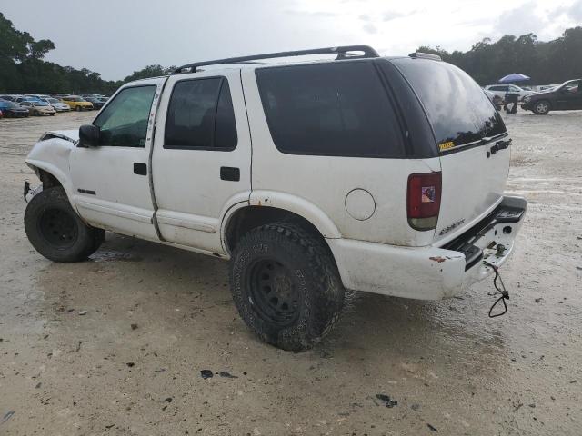 Photo 2 from auction – 2004 CHEVROLET BLAZER with VIN 1GNDT13XX4K163702