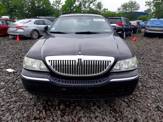 Photo 5 from auction – 2011 LINCOLN TOWN CAR with VIN 2LNBL8CV7BX753305