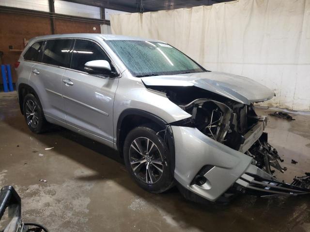 Photo 4 from auction – 2018 TOYOTA HIGHLANDER with VIN 5TDBZRFH8JS882033