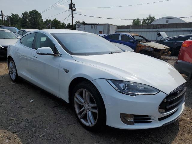 Photo 4 from auction – 2013 TESLA MODEL S with VIN 5YJSA1CG7DFP12176