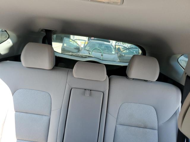 Photo 10 from auction – 2016 HYUNDAI TUCSON LIM with VIN KM8J33A48GU211170