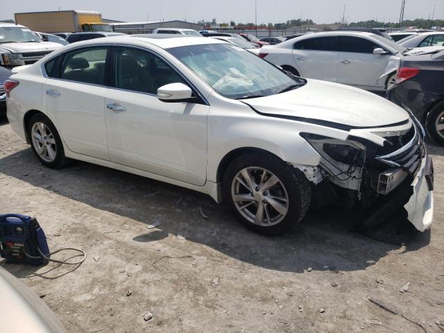 Photo 4 from auction – 2015 NISSAN ALTIMA 2.5 with VIN 1N4AL3AP1FN345242