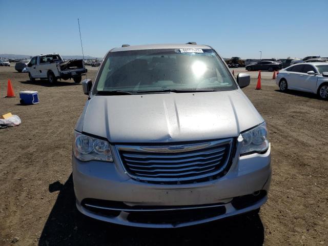 Photo 5 from auction – 2016 CHRYSLER TOWN & COU with VIN 2C4RC1BG4GR113139