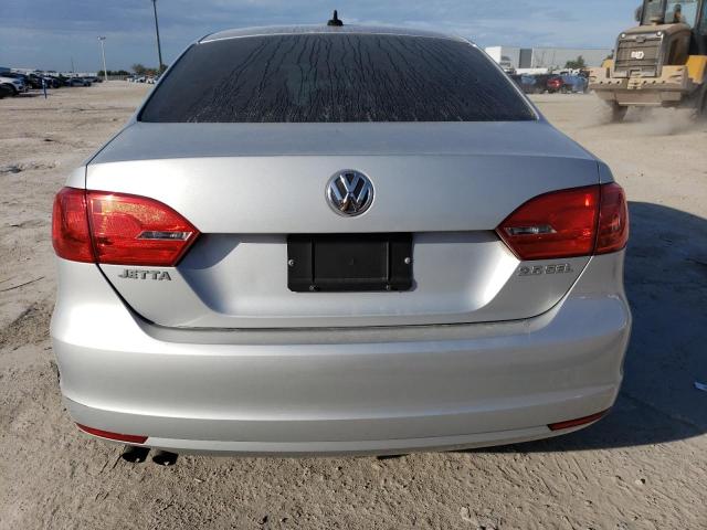Photo 6 from auction – 2011 VOLKSWAGEN JETTA SEL with VIN 3VWLX7AJXBM095656