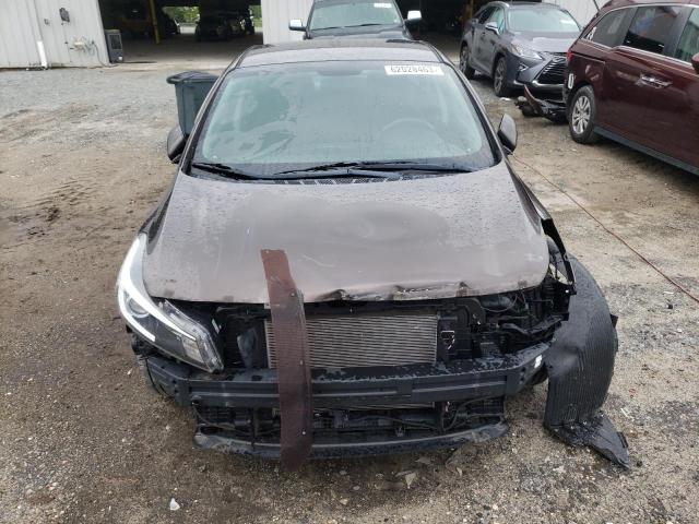 Photo 5 from auction – 2017 KIA FORTE LX with VIN 3KPFK4A72HE152114
