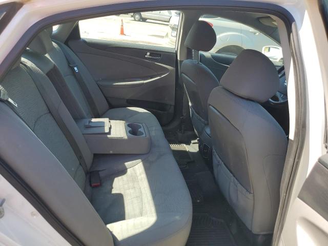 Photo 10 from auction – 2013 HYUNDAI SONATA HYB with VIN KMHEC4A47DA051108