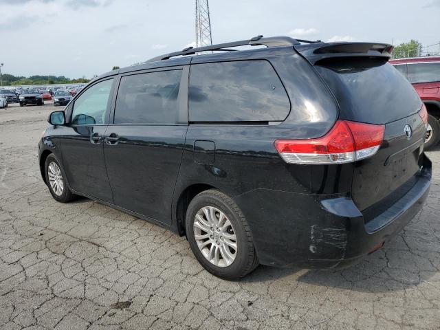 Photo 2 from auction – 2013 TOYOTA SIENNA XLE with VIN 5TDYK3DC0DS362903